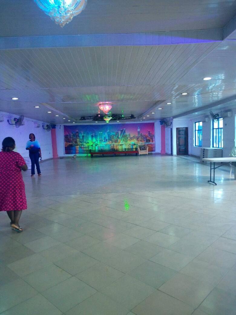 Ben Auto Hotel Lagos Exterior foto