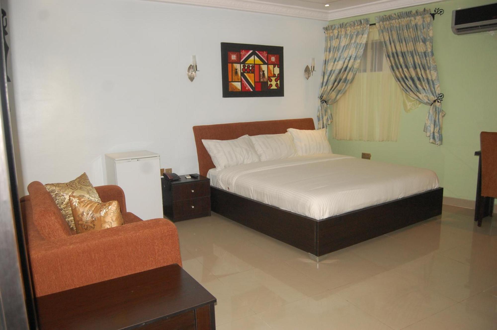 Ben Auto Hotel Lagos Exterior foto